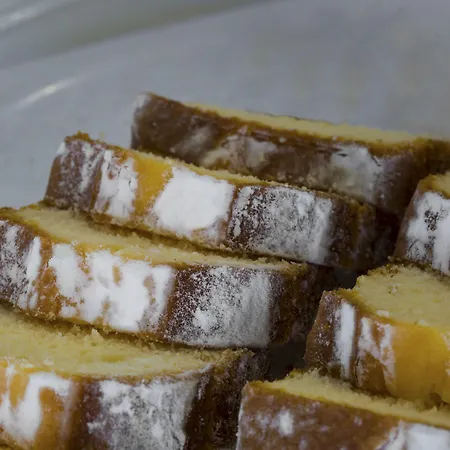 Delfini 2* باترا