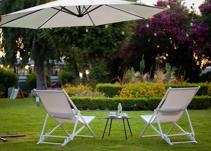 Hotel Delfini Patras