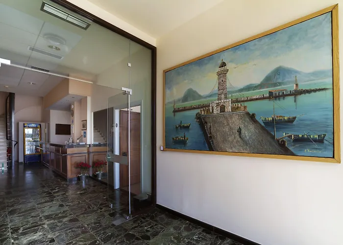 海豚酒店 帕特雷