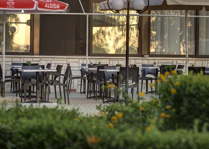 Delfini Hotel Patras